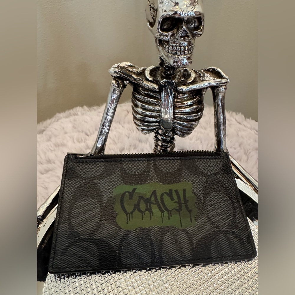 COACH ZIP CARD CASE IN SIGNATURE CANVAS WITH GRAFFITI STYLE # F37380